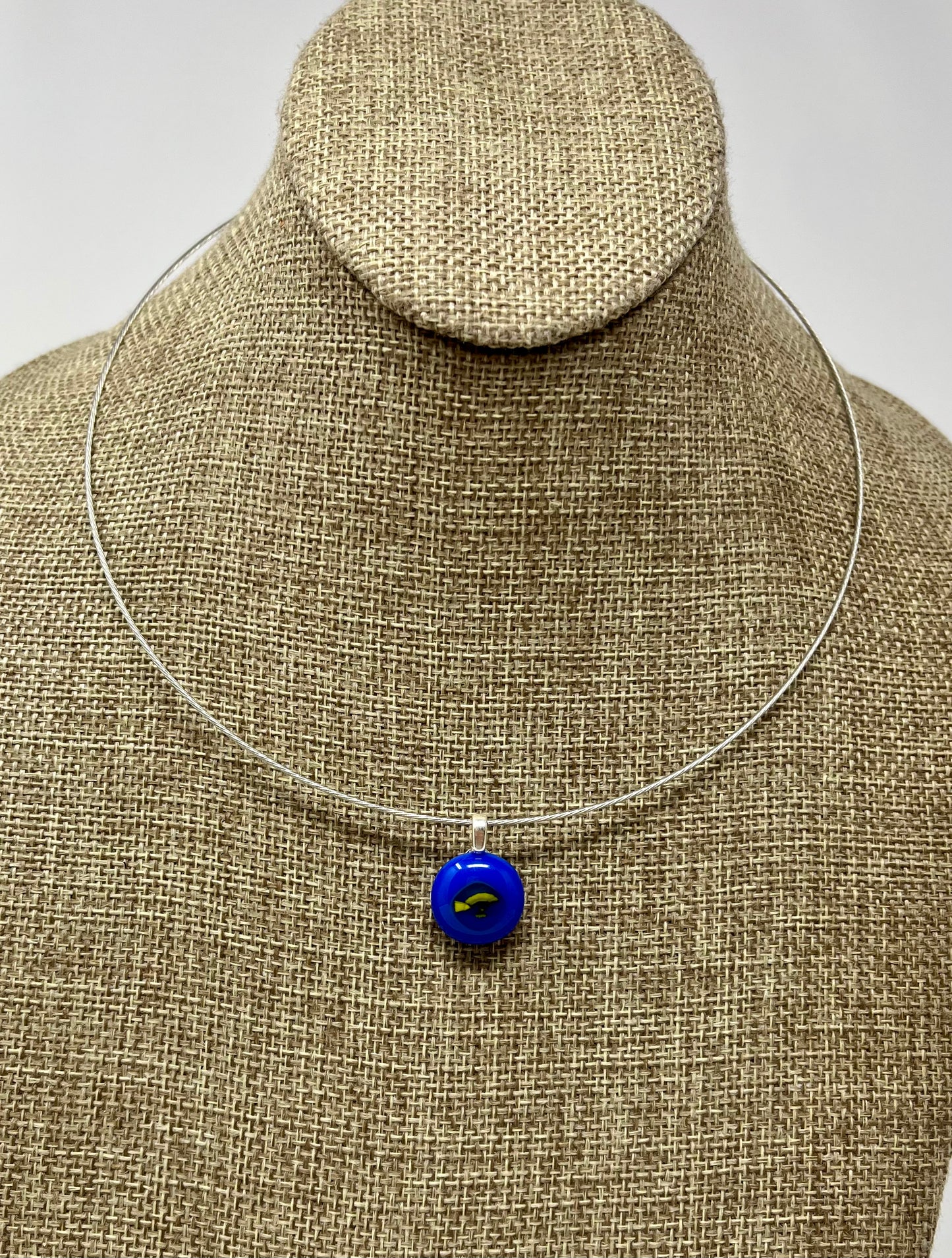 Glass Fish Pendant with Cable Necklace - sm blue